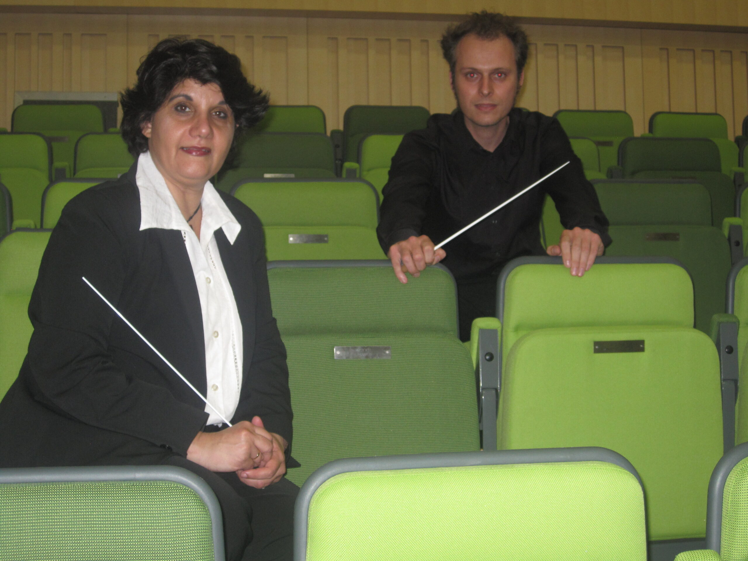 Chris&Sylvia.Conductorspicture.0014